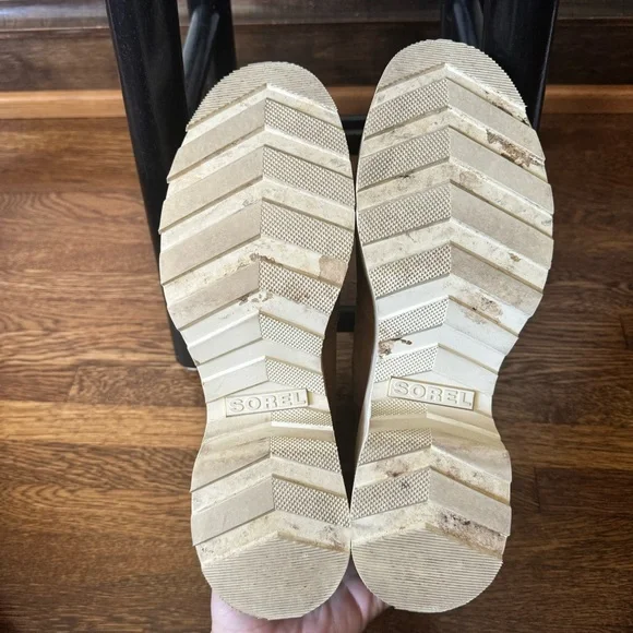 Sorel Hi-Line™ Heel Chelsea Brown Umber Boots Size 9.5 Women’s - Picture 5 of 8